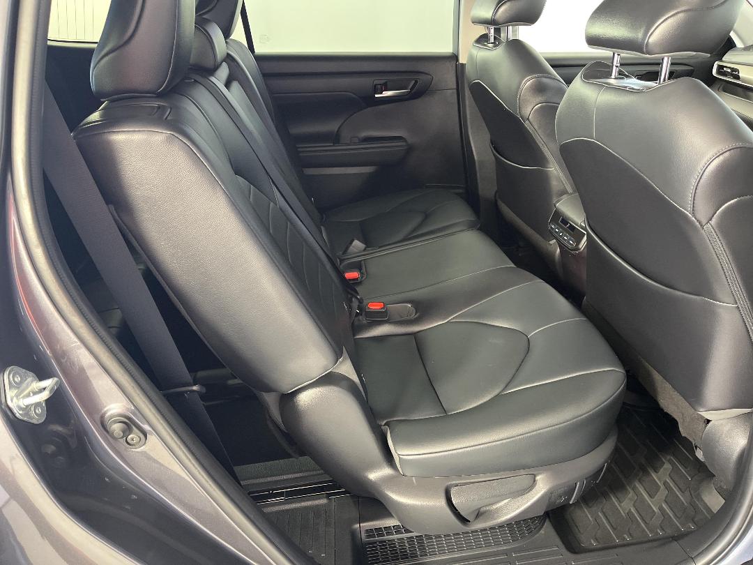 Photo '20' of Toyota Highlander