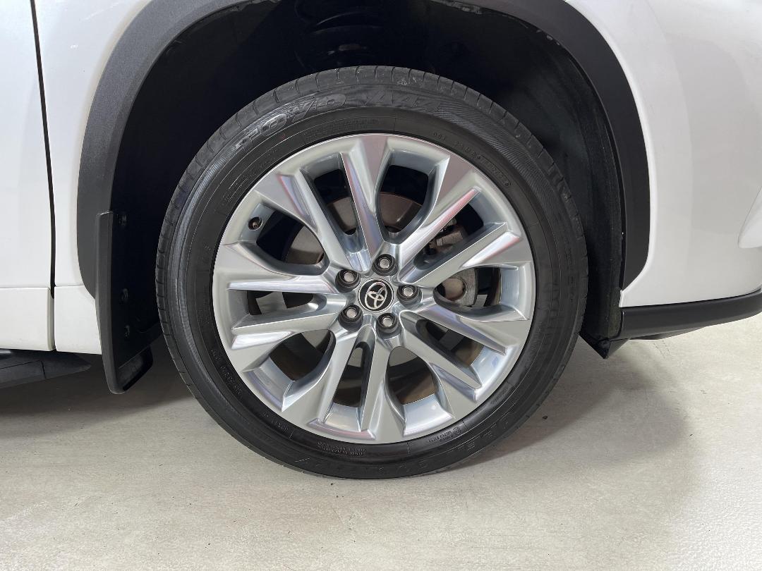 Photo '9' of Toyota Highlander Photo '9' of Toyota Highlander