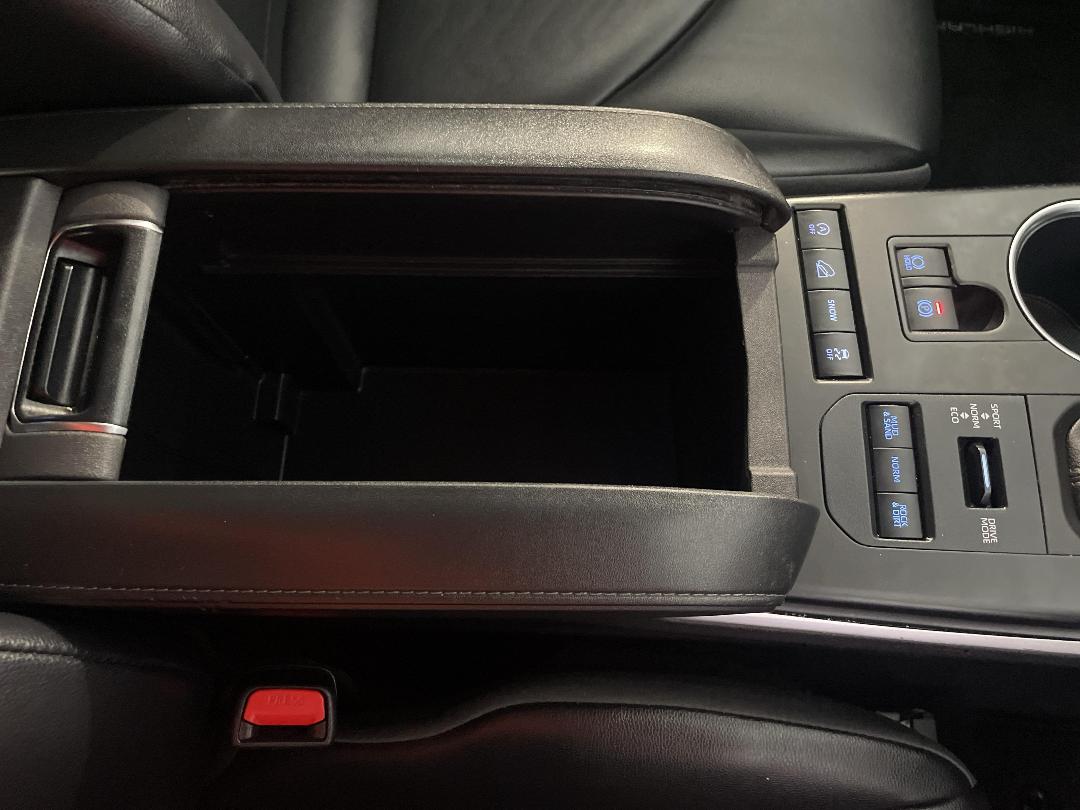 Photo '33' of Toyota Highlander Photo '33' of Toyota Highlander