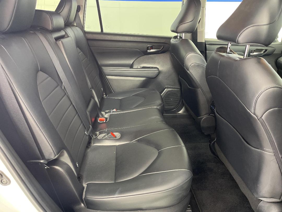 Photo '20' of Toyota Highlander