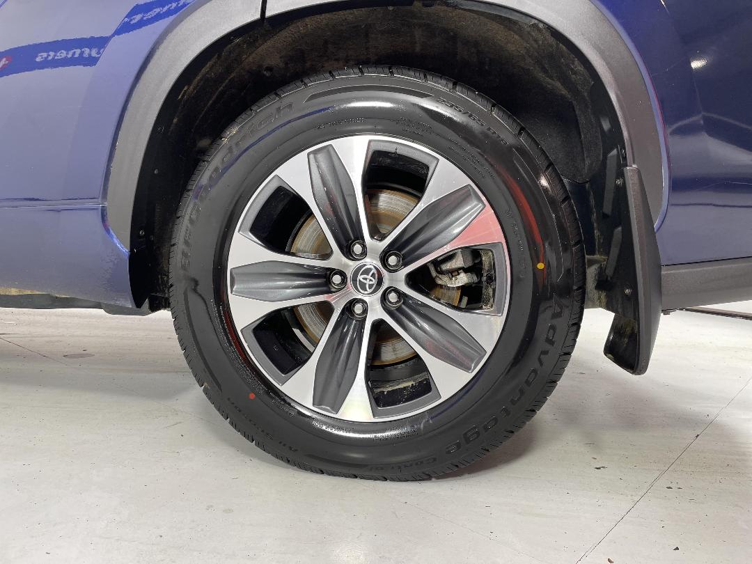 Photo '11' of Toyota Highlander