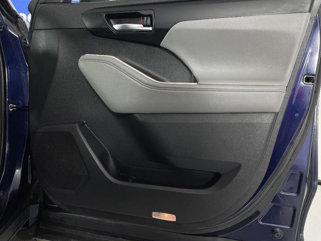 Photo '15' of Toyota Highlander