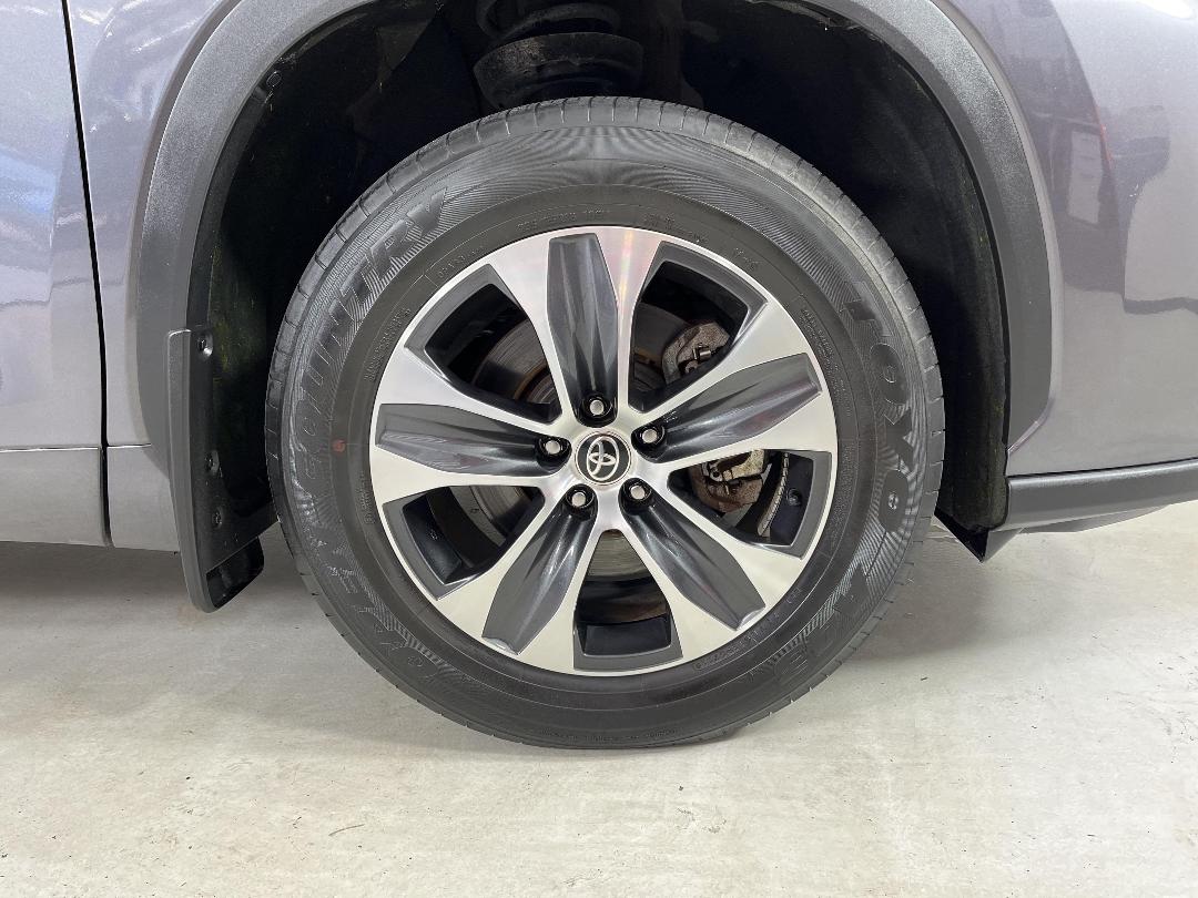 Photo '9' of Toyota Highlander Photo '9' of Toyota Highlander