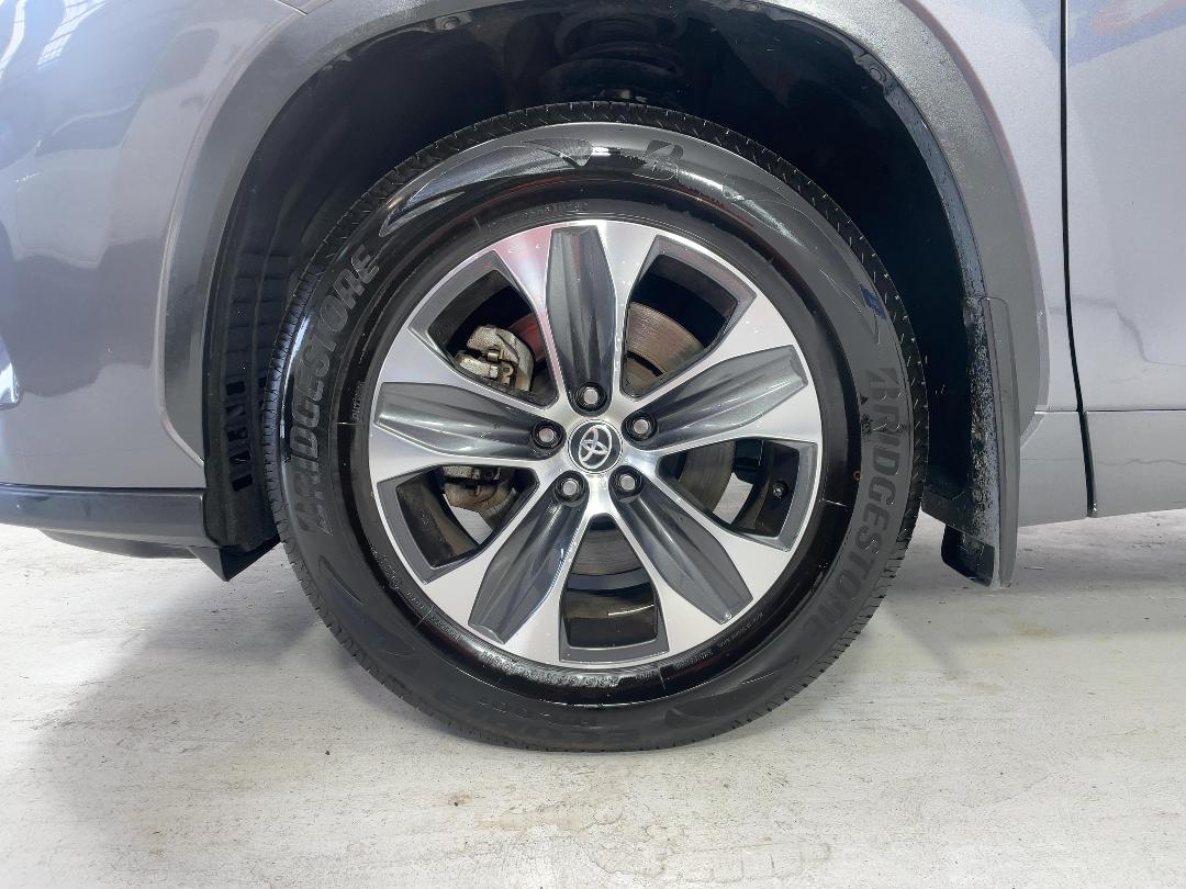 Photo '10' of Toyota Highlander