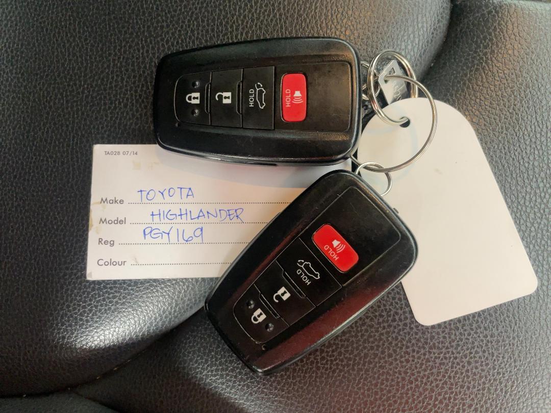 Photo '22' of Toyota Highlander