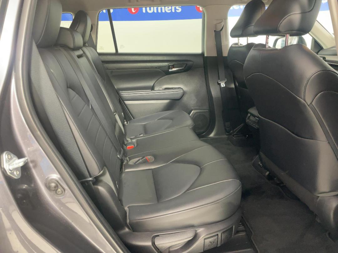 Photo '20' of Toyota Highlander