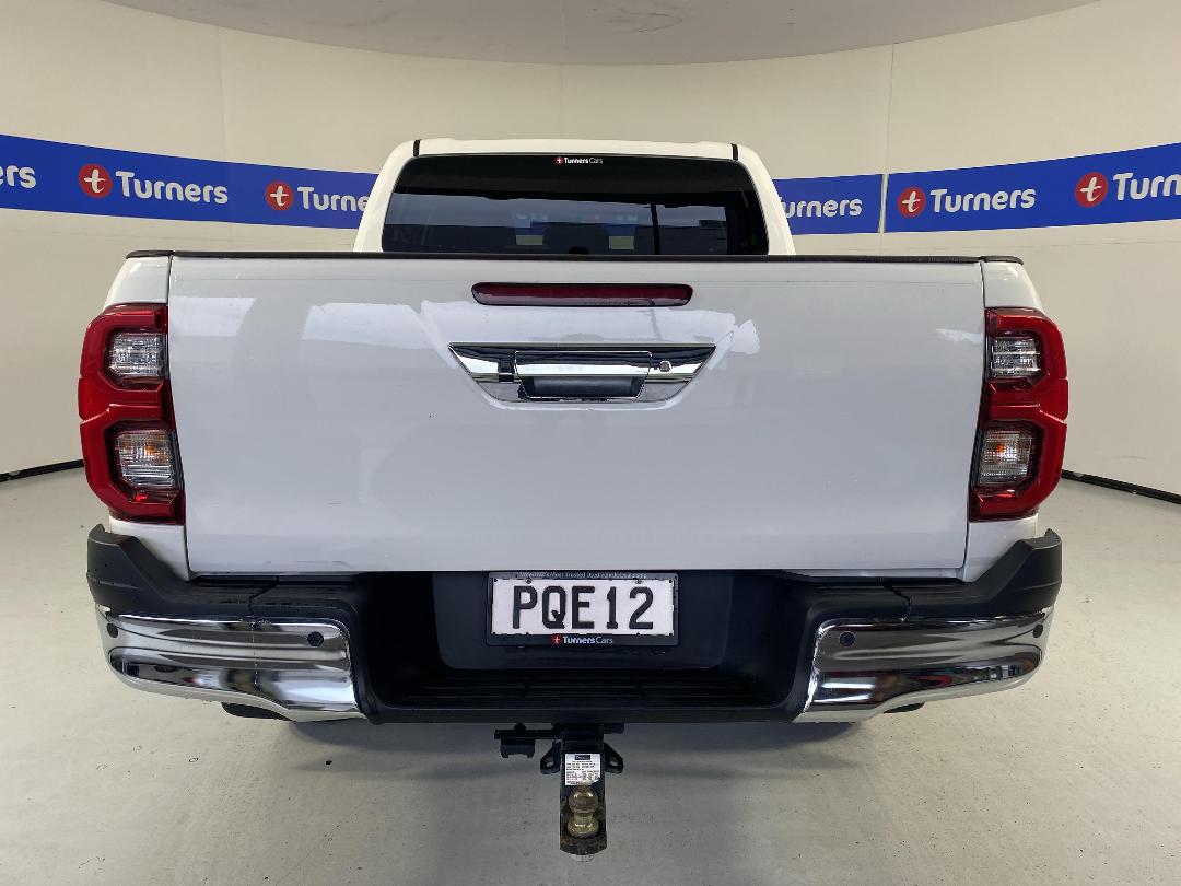 Photo '6' of Toyota Hilux