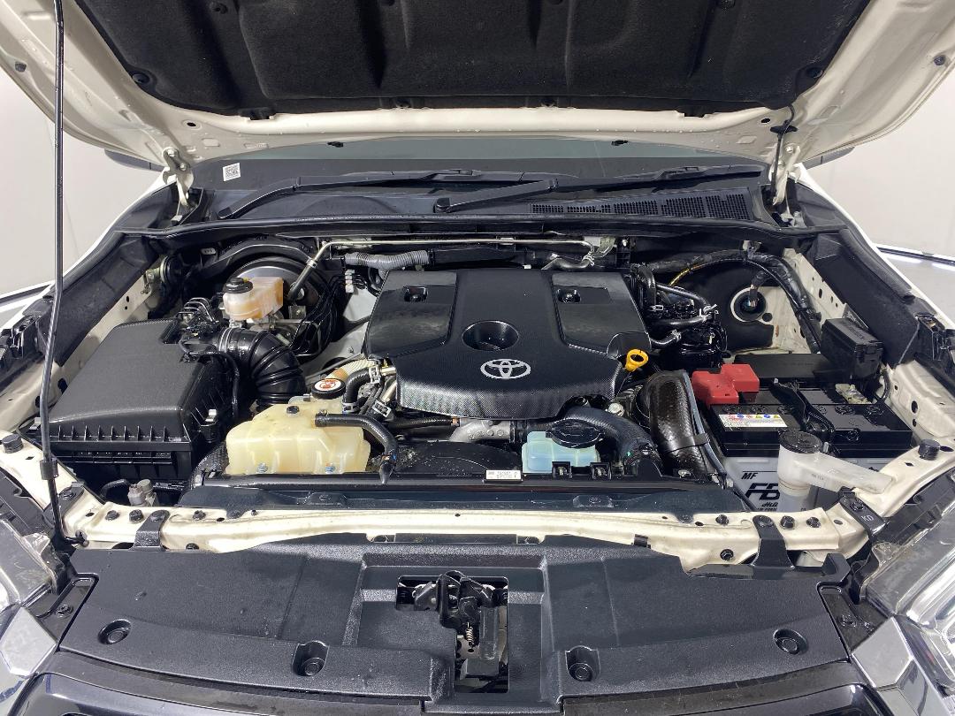 Photo '13' of Toyota Hilux