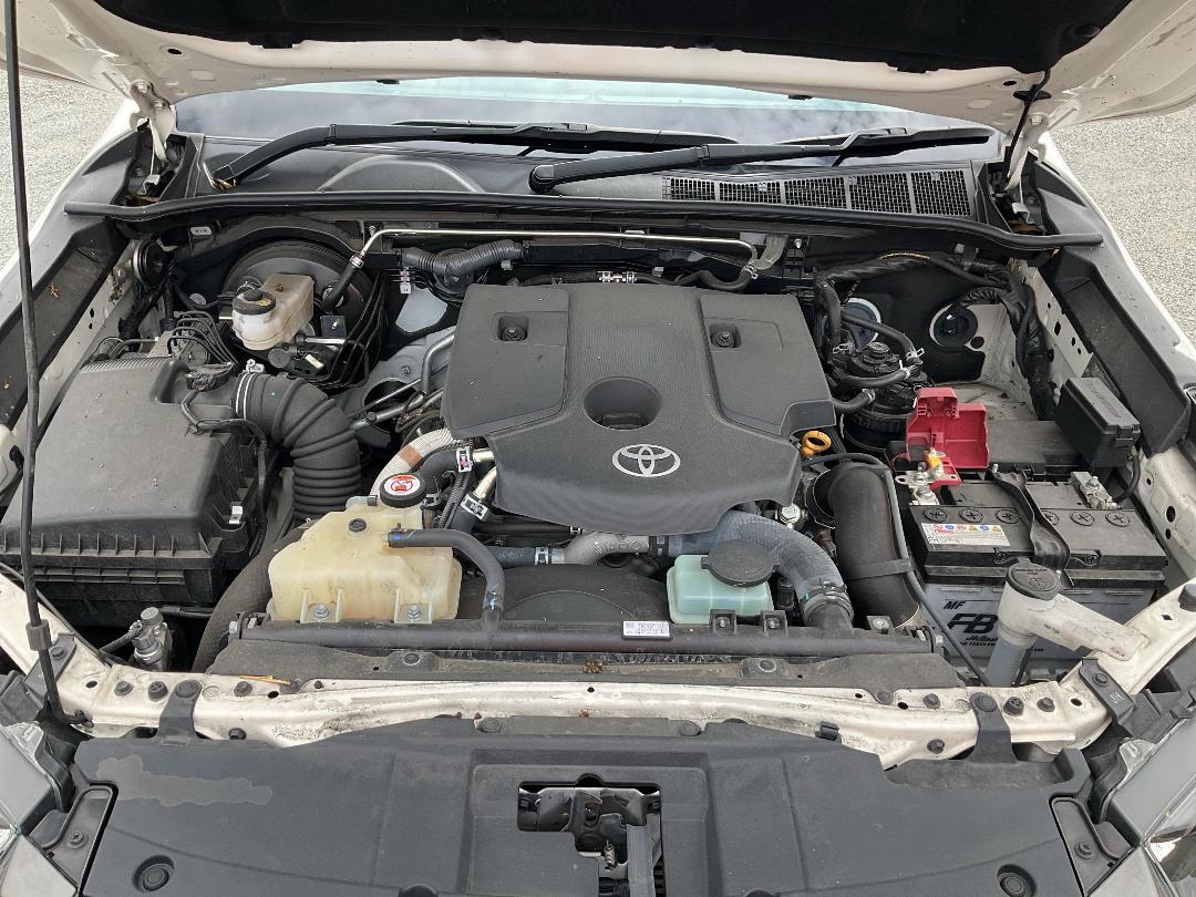 Photo '13' of Toyota Hilux