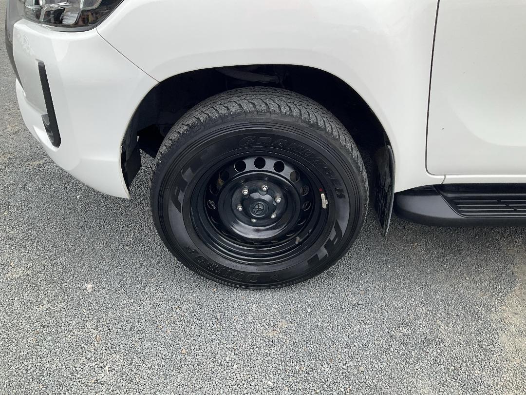 Photo '10' of Toyota Hilux