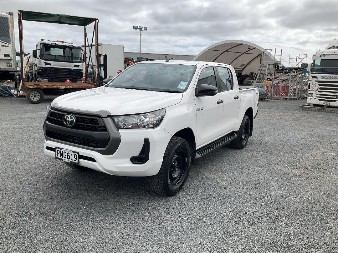 Photo '4' of Toyota Hilux