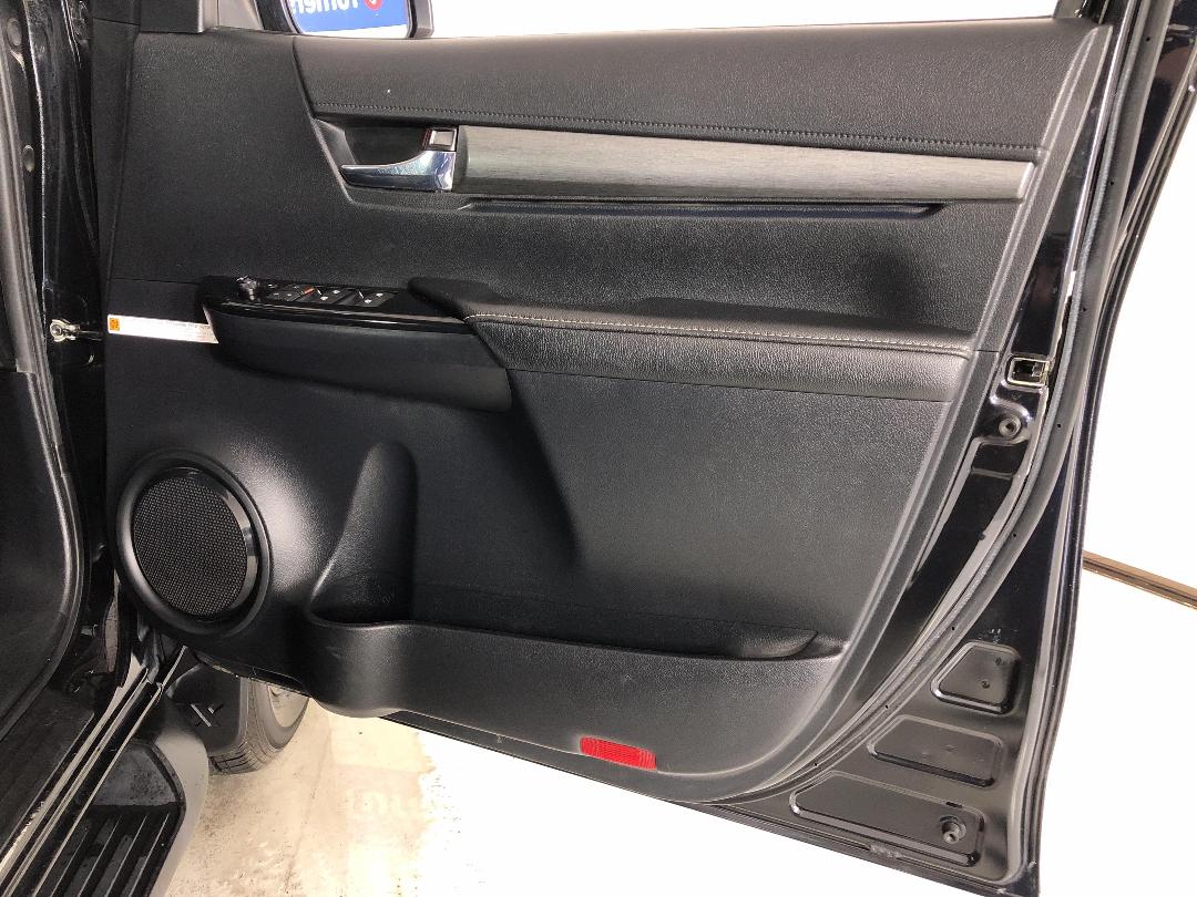 Photo '15' of Toyota Hilux