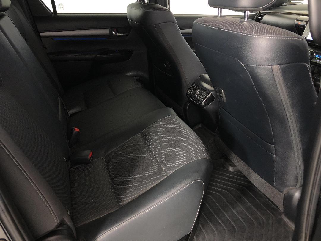 Photo '20' of Toyota Hilux