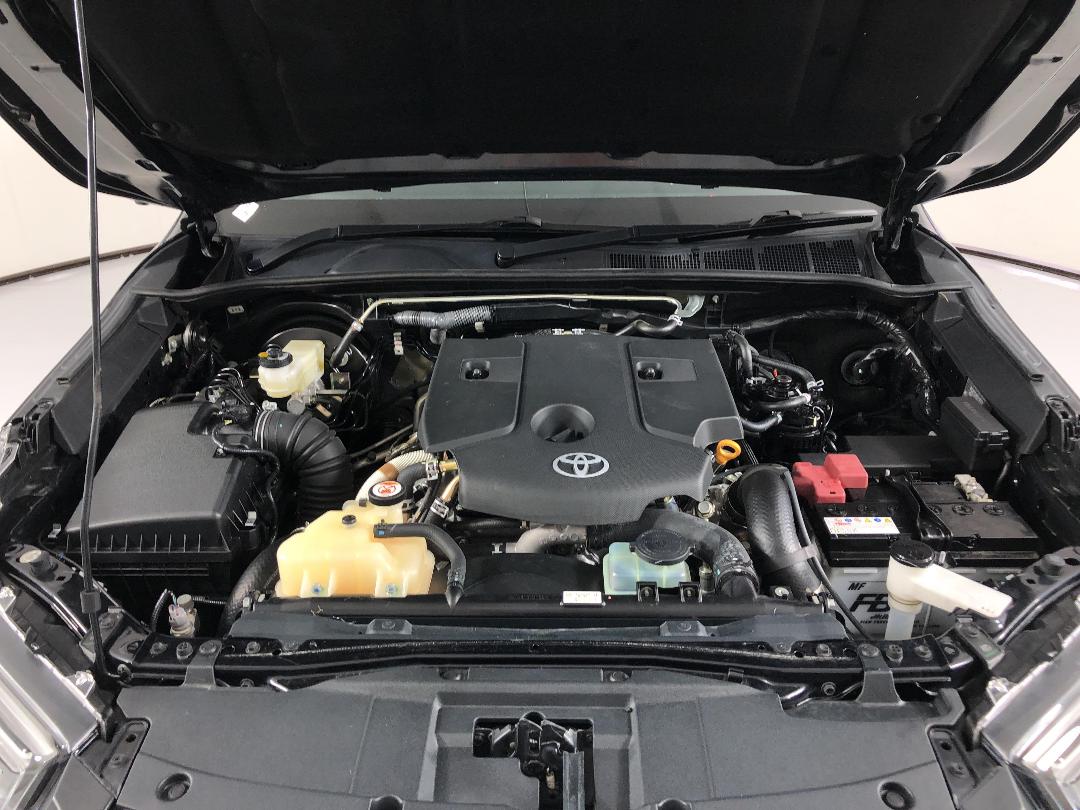 Photo '13' of Toyota Hilux