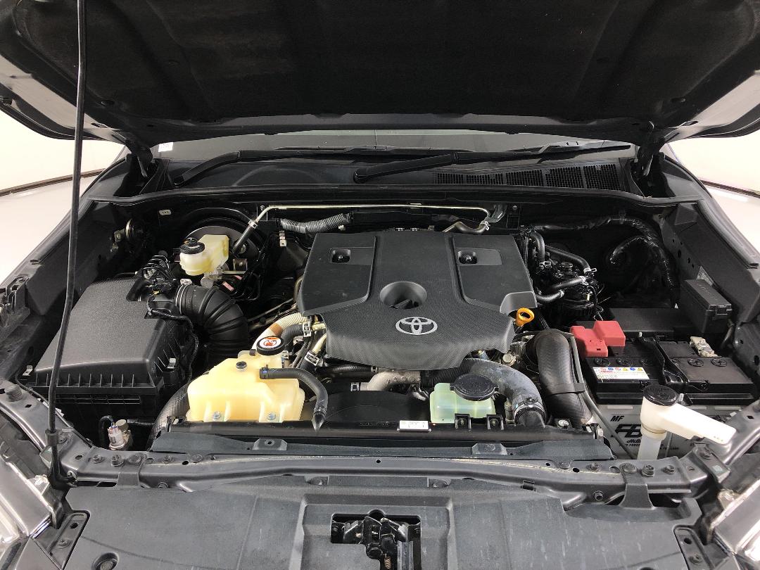 Photo '13' of Toyota Hilux