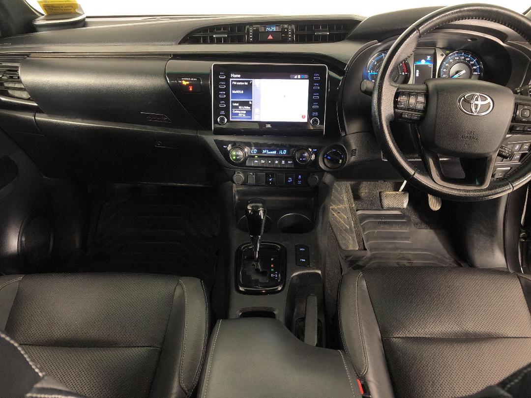 Photo '17' of Toyota Hilux