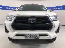 Thumbnail '2' of Toyota Hilux