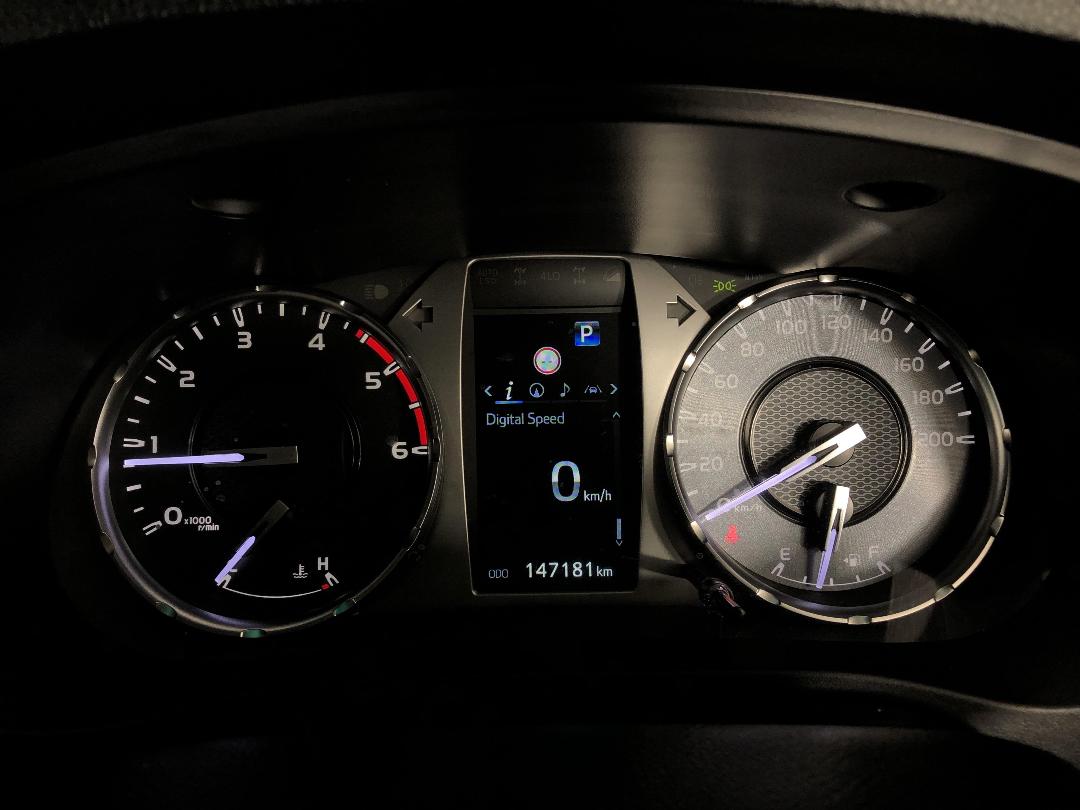 Photo '21' of Toyota Hilux