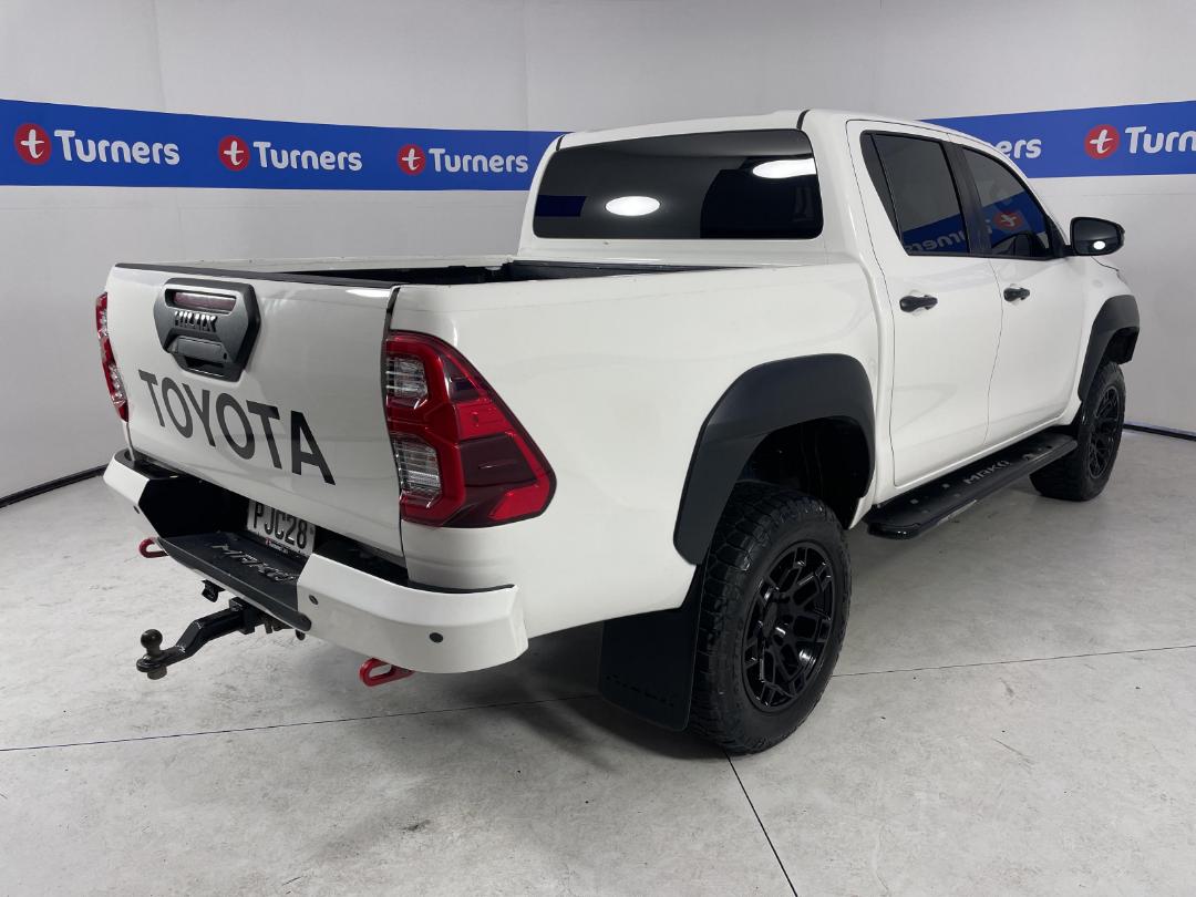 Photo '7' of Toyota Hilux
