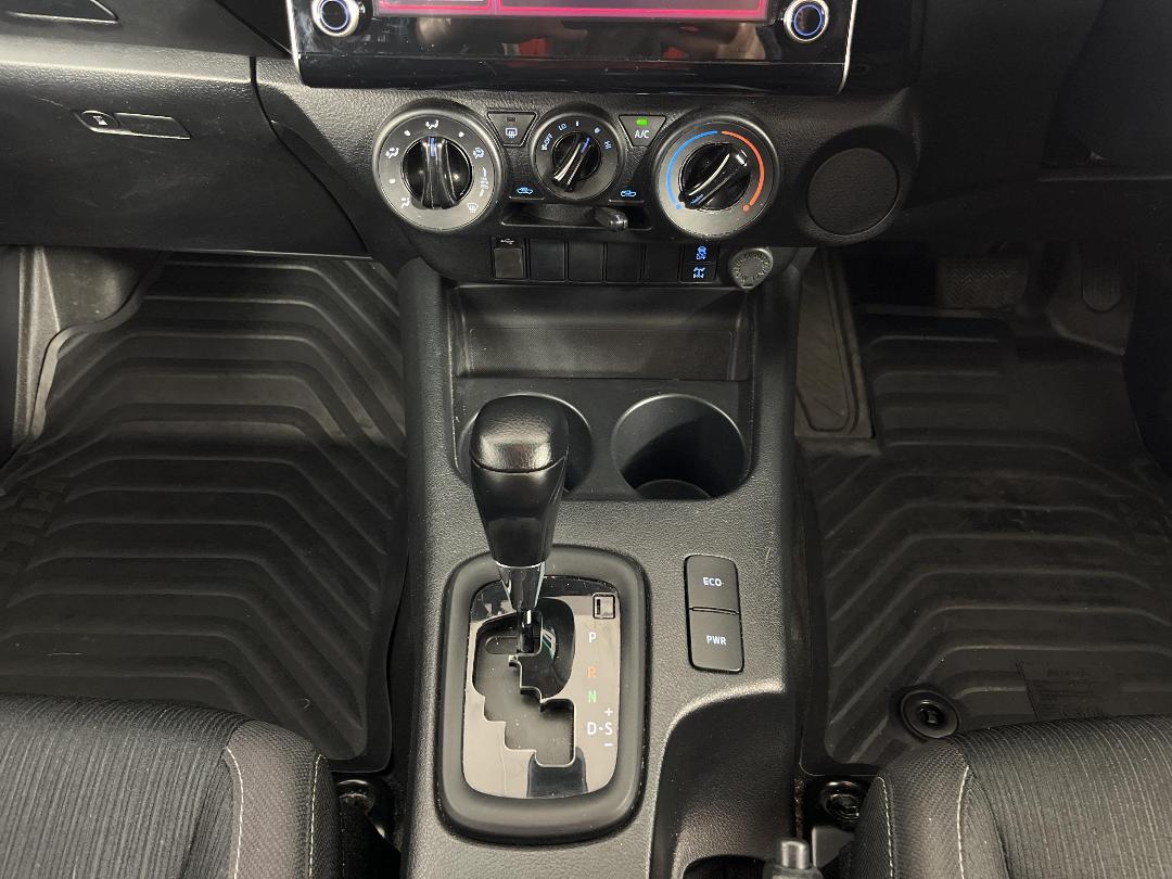 Photo '17' of Toyota Hilux Photo '17' of Toyota Hilux