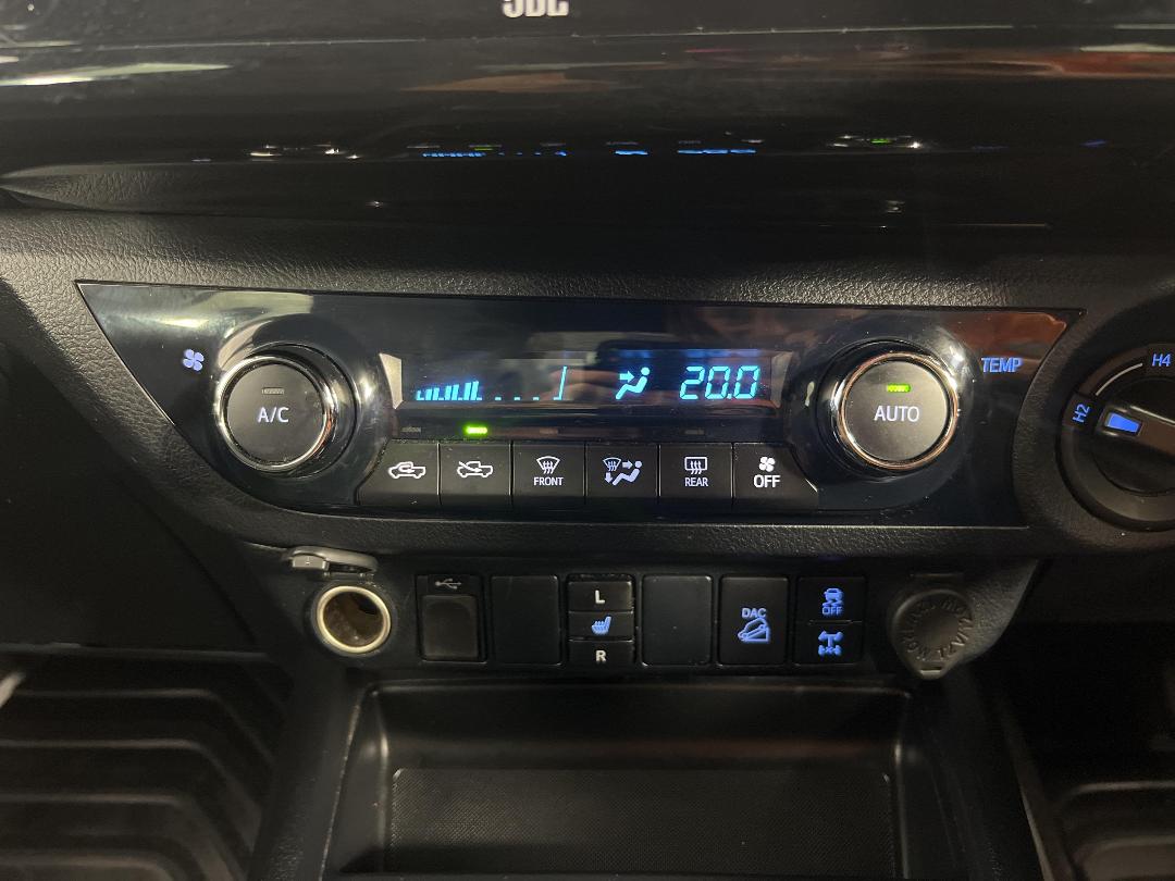 Photo '26' of Toyota Hilux Photo '26' of Toyota Hilux