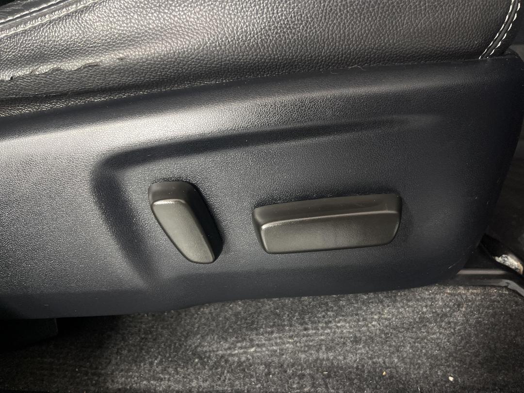 Photo '35' of Toyota Hilux Photo '35' of Toyota Hilux