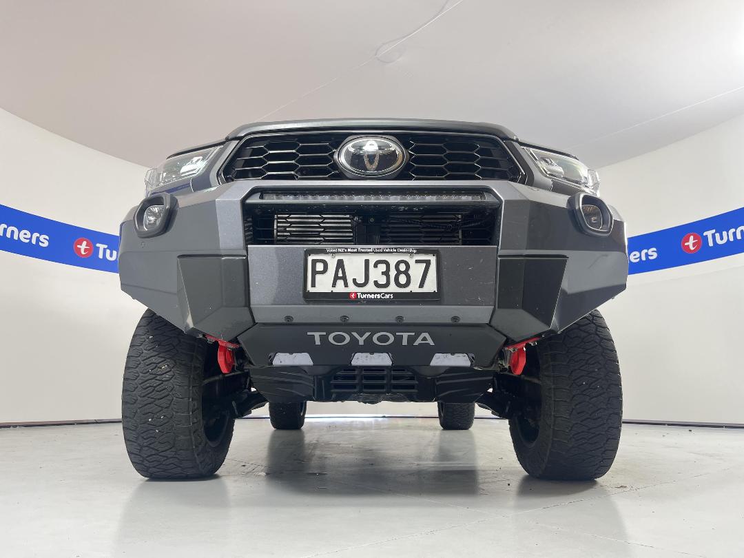 Photo '40' of Toyota Hilux Photo '40' of Toyota Hilux