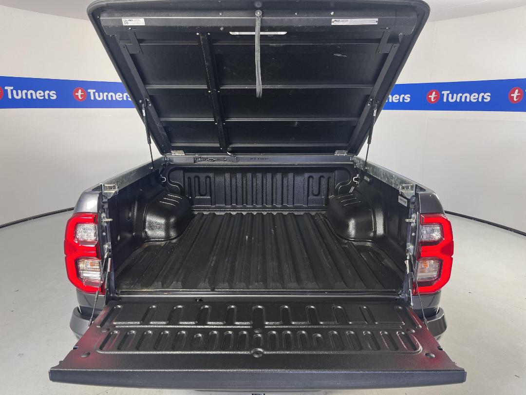 Photo '44' of Toyota Hilux Photo '44' of Toyota Hilux