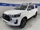Thumbnail '4' of Toyota Hilux