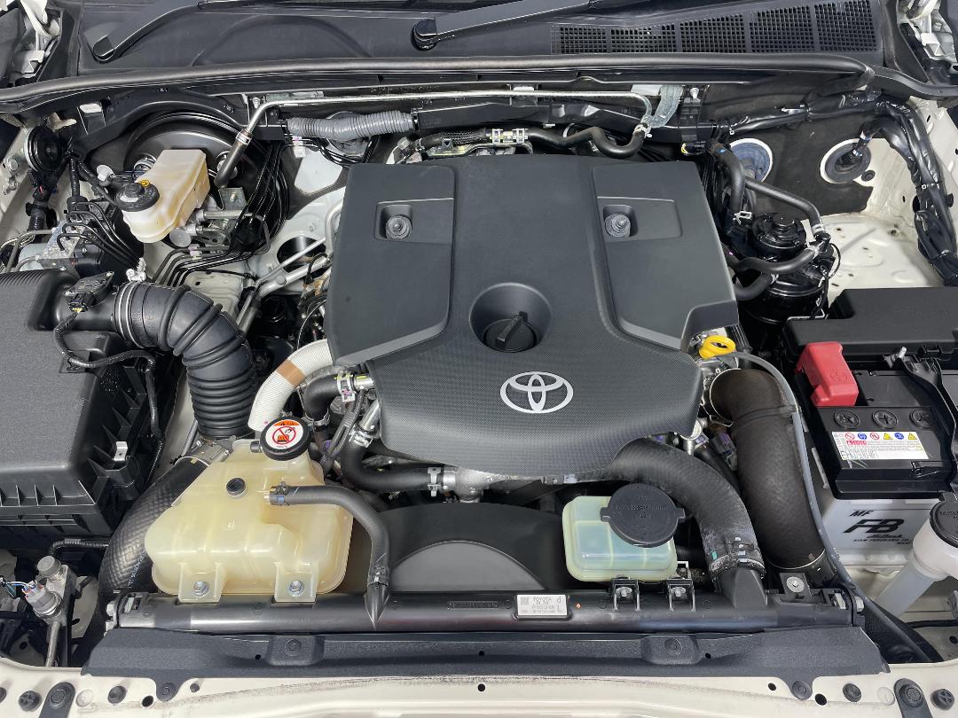 Photo '13' of Toyota Hilux