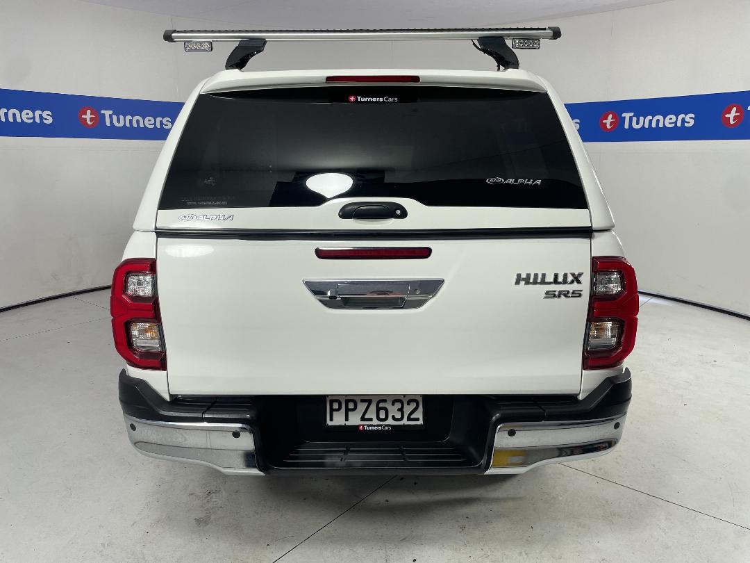 Photo '6' of Toyota Hilux
