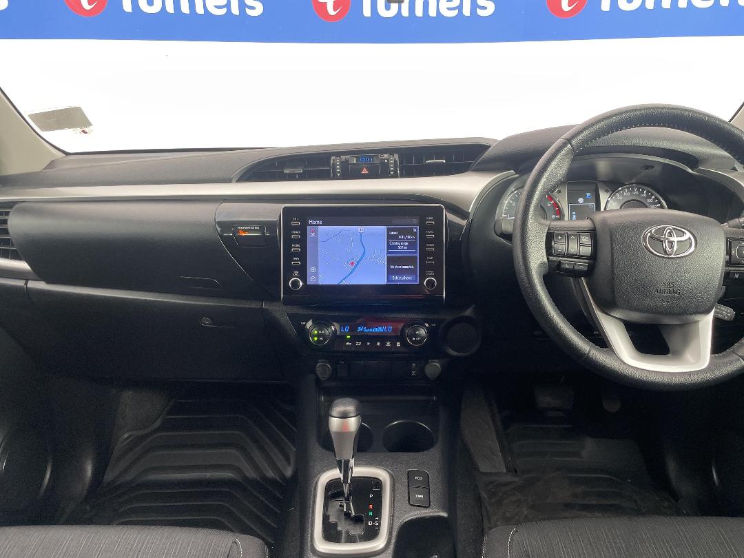 Photo '17' of Toyota Hilux