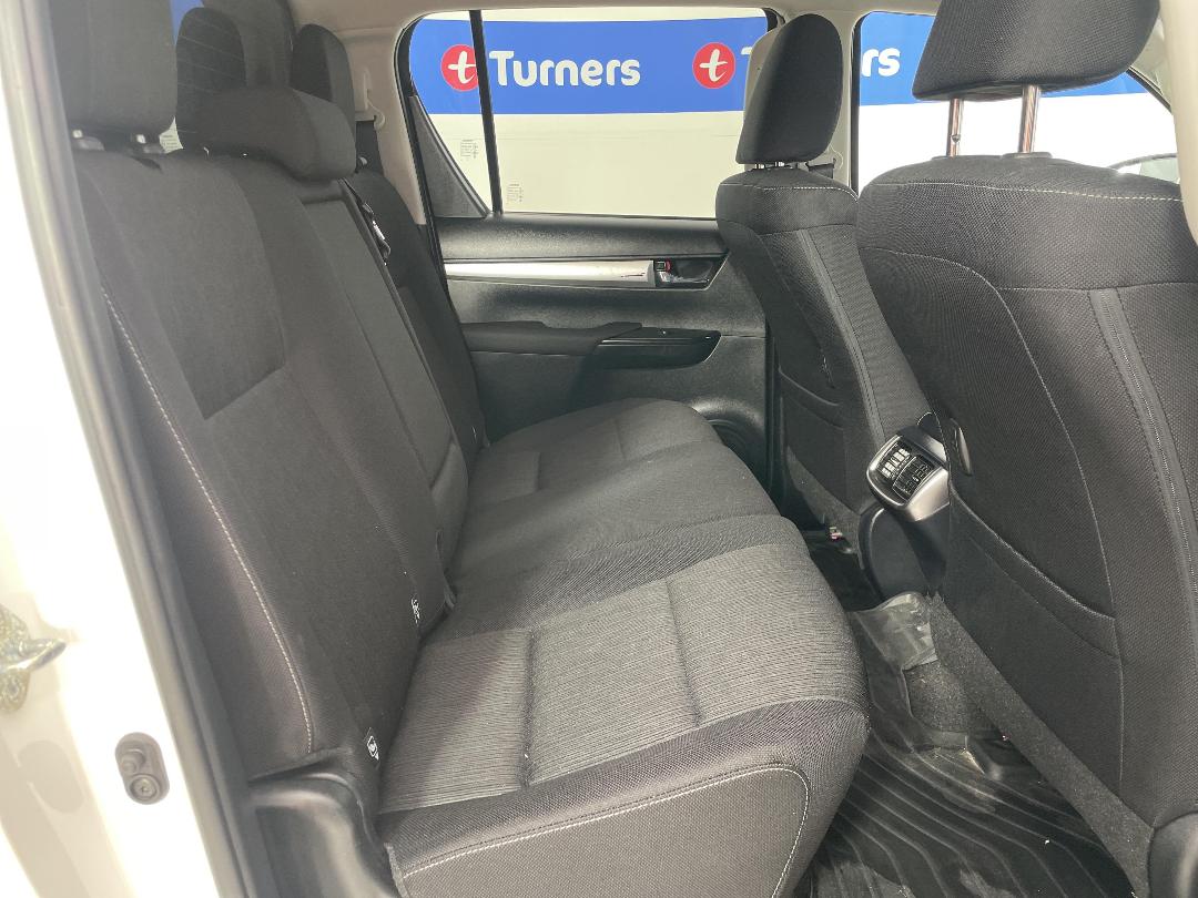 Photo '20' of Toyota Hilux