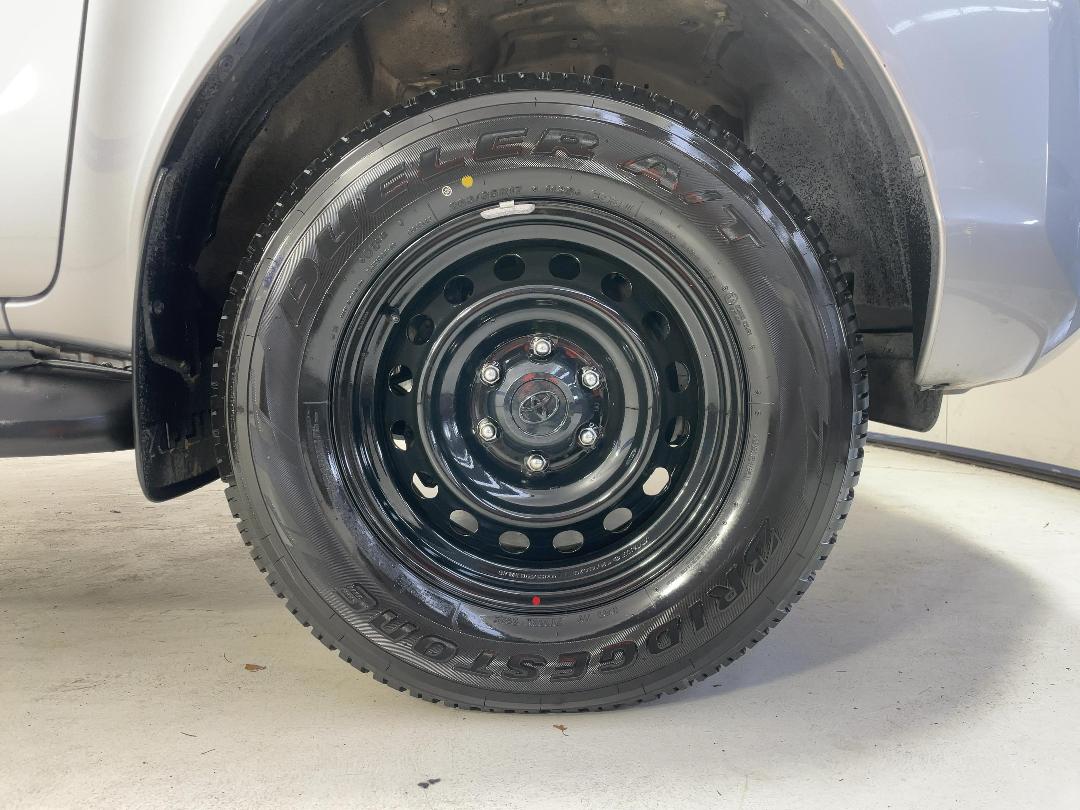 Photo '9' of Toyota Hilux Photo '9' of Toyota Hilux