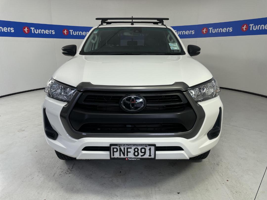 Photo '2' of Toyota Hilux