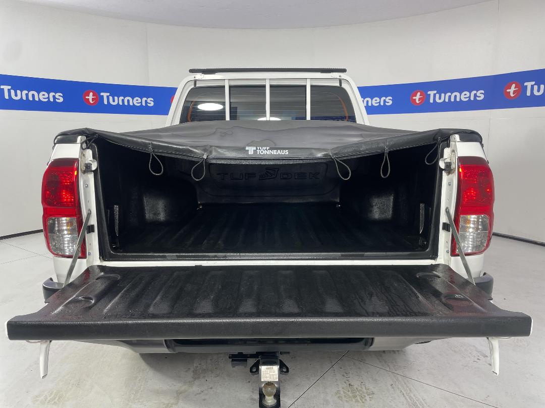 Photo '14' of Toyota Hilux