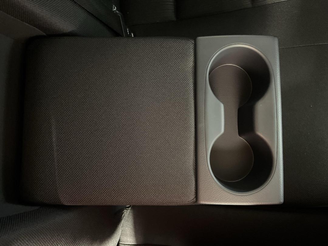 Photo '24' of Toyota Hilux