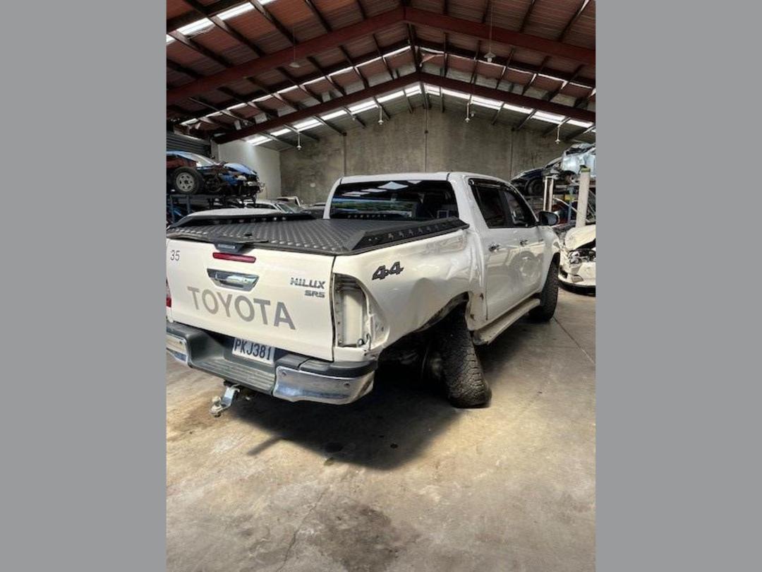Photo '4' of Toyota Hilux SR5 TD DC