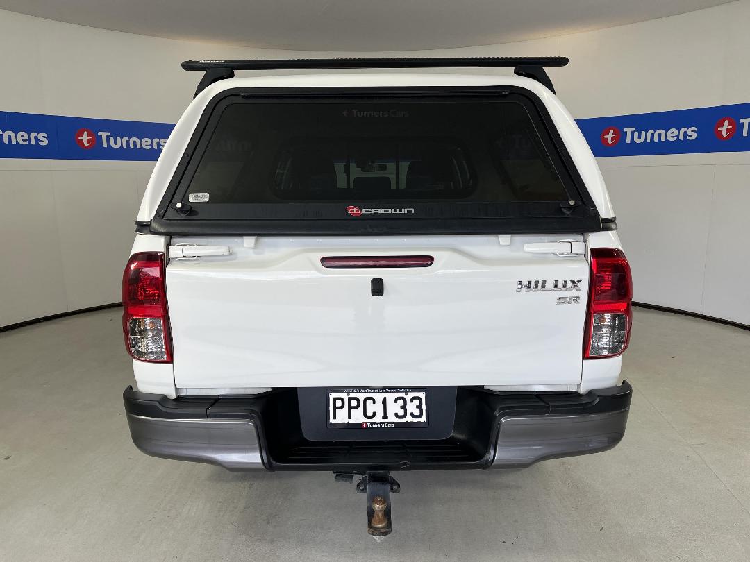 Photo '6' of Toyota Hilux