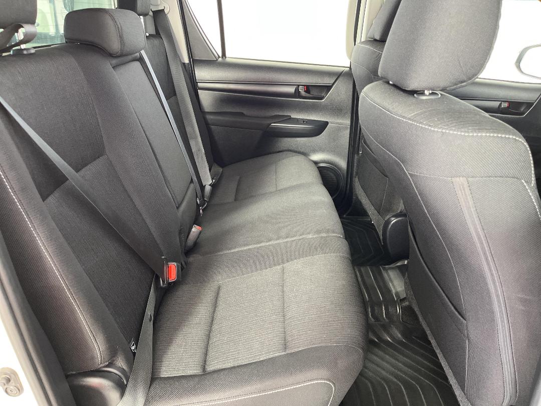 Photo '20' of Toyota Hilux