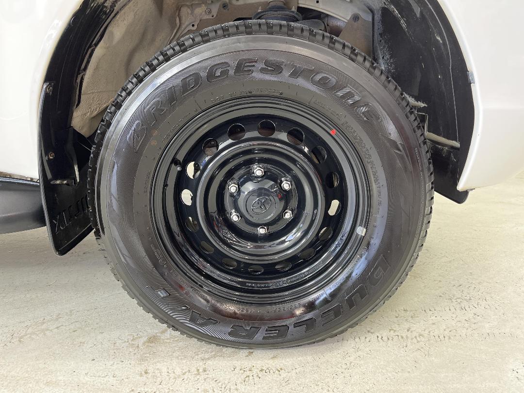 Photo '9' of Toyota Hilux