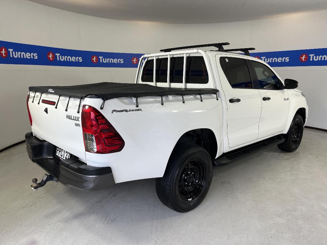 Photo '7' of Toyota Hilux