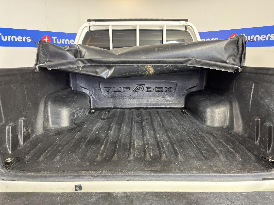 Photo '14' of Toyota Hilux