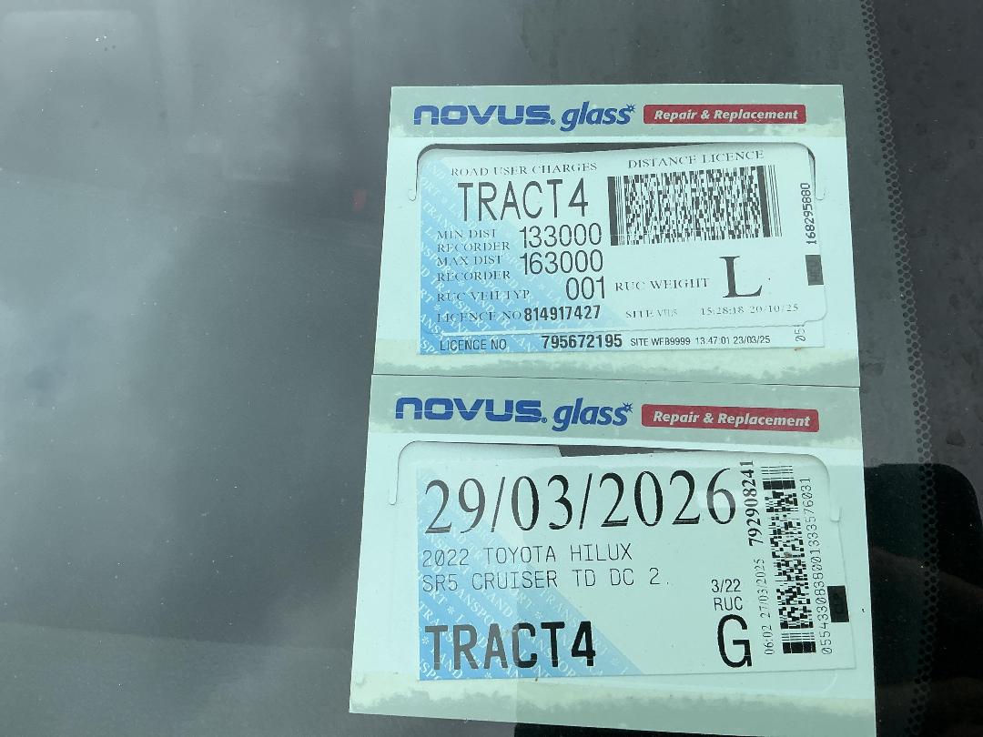 Photo '20' of Toyota Hilux SR5 Cruiser TD DC