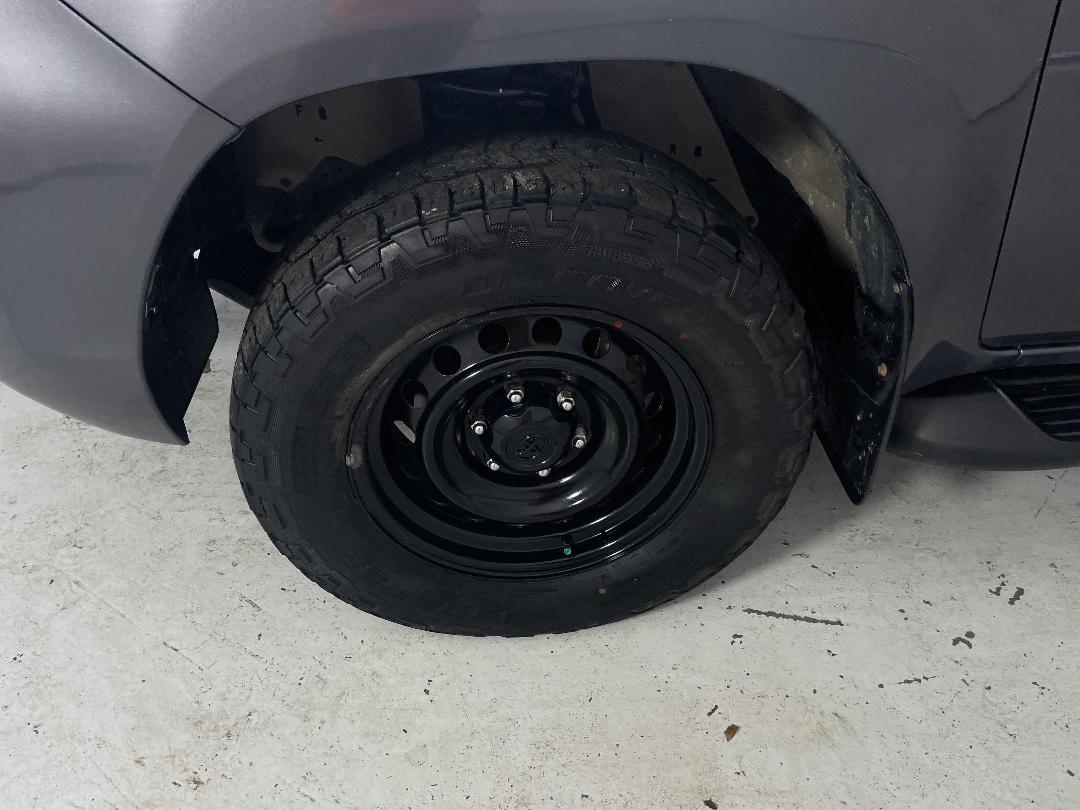 Photo '10' of Toyota Hilux