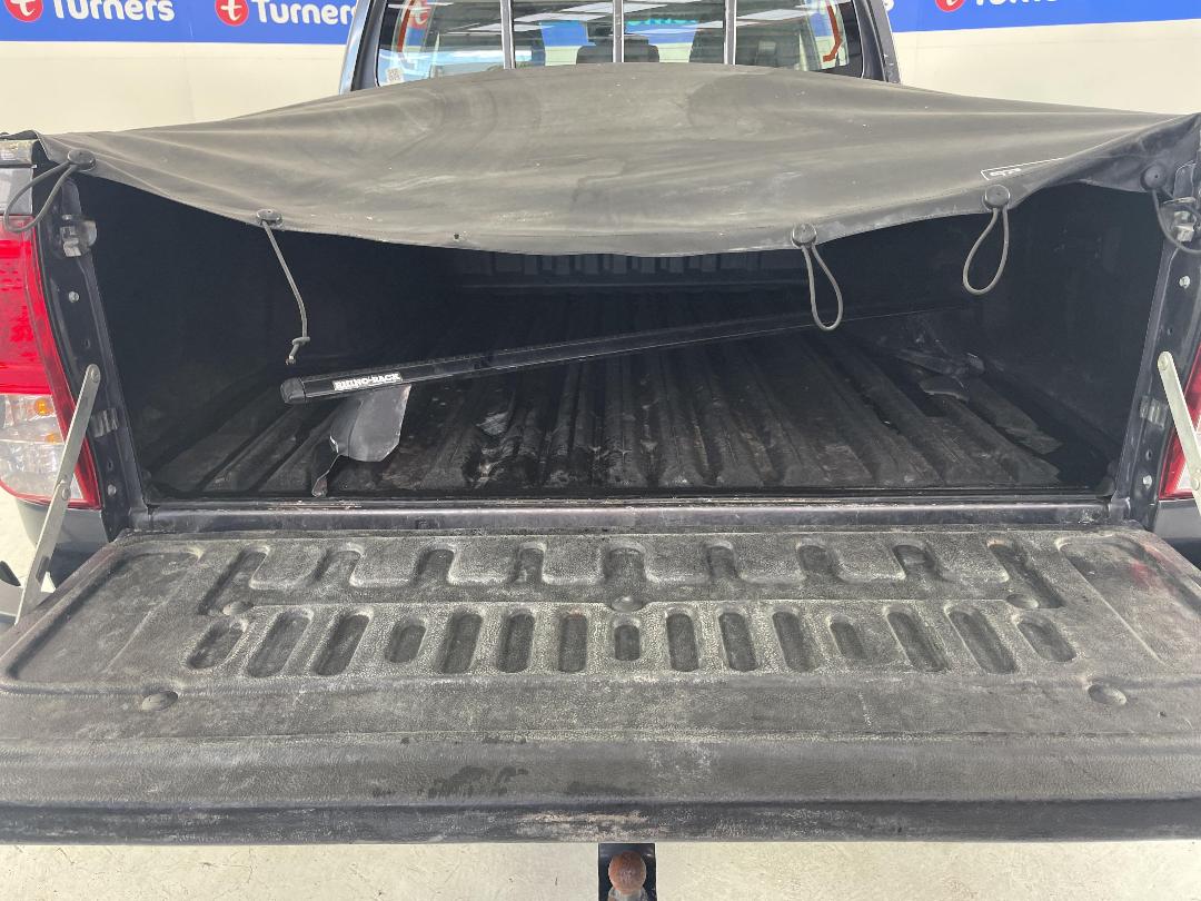 Photo '14' of Toyota Hilux