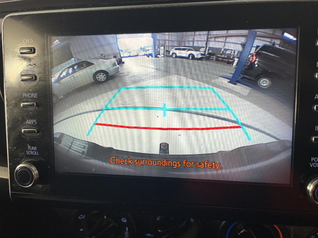 Photo '24' of Toyota Hilux