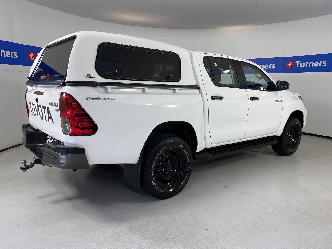 Photo '7' of Toyota Hilux Photo '7' of Toyota Hilux