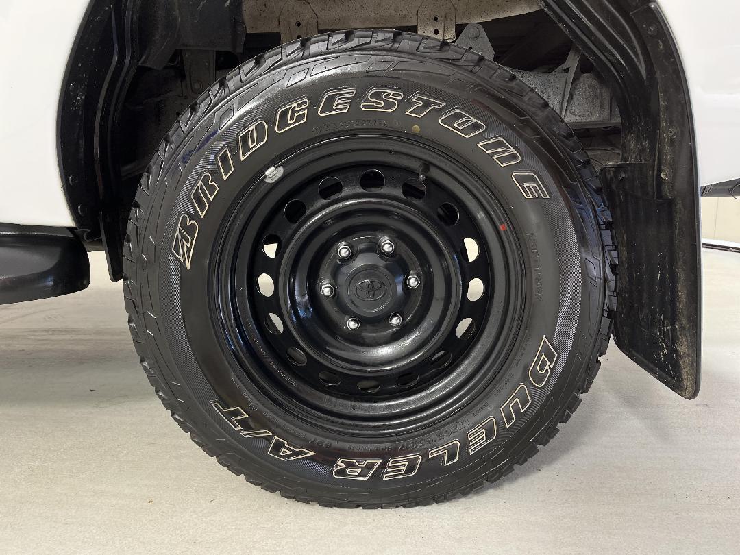 Photo '11' of Toyota Hilux Photo '11' of Toyota Hilux