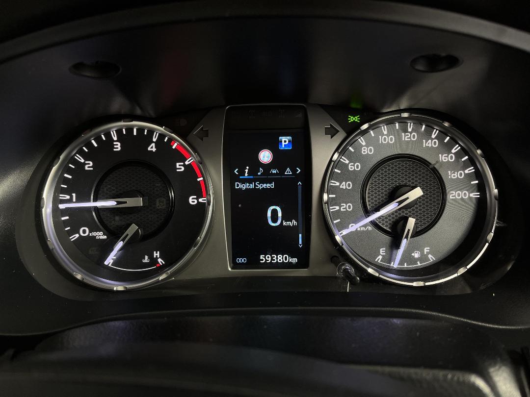 Photo '21' of Toyota Hilux Photo '21' of Toyota Hilux